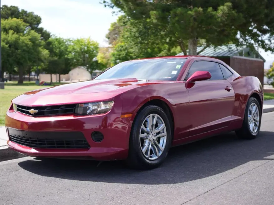 2015 Chevrolet Camaro Coupe photo 1