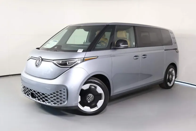 2025 Volkswagen ID. Buzz Pro S photo 1