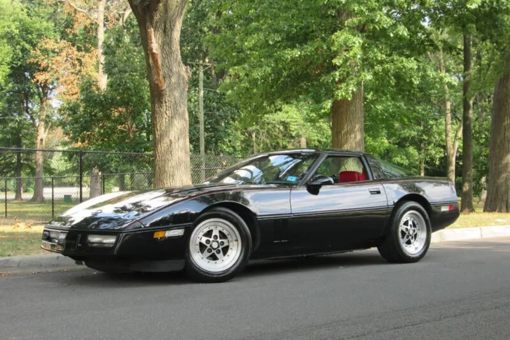 1987 Chevrolet Corvette photo 1