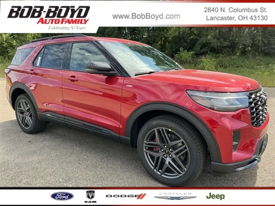 2025 Ford Explorer ST-Line photo 1