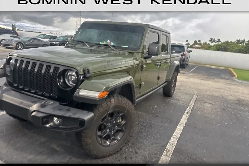 2023 Jeep Gladiator Willys photo 1