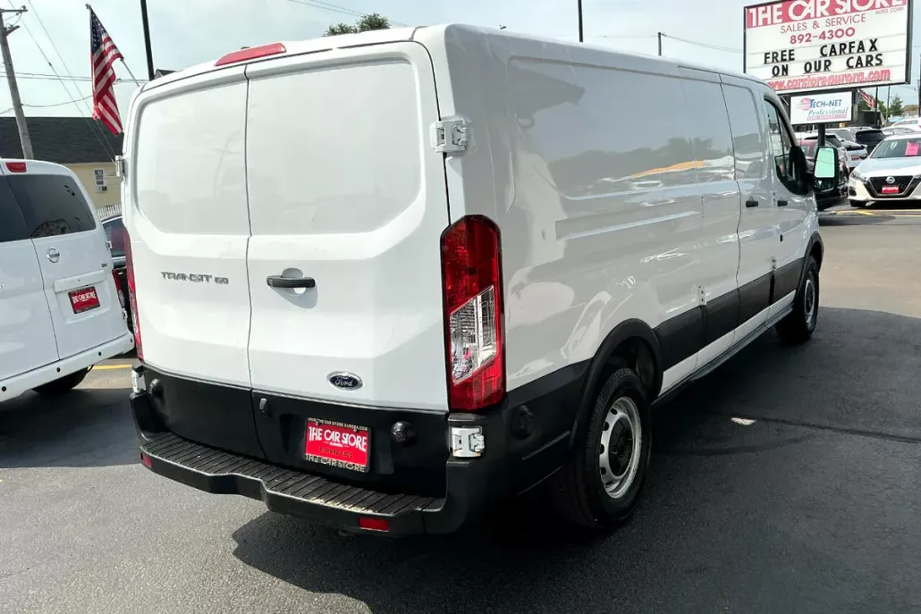 2019 Ford Transit Van photo 1