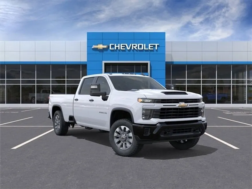 2026 Chevrolet Silverado 2500HD Custom photo 1