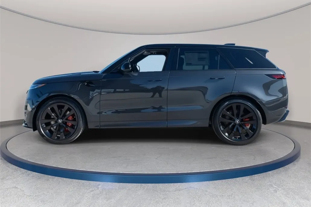 2025 Land Rover Range Rover Sport SE photo 1