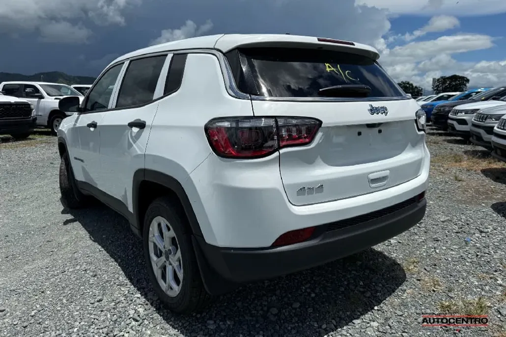2025 Jeep Compass Sport photo 1