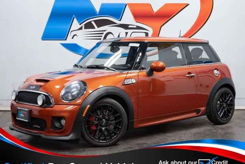 2013 Mini Cooper Hardtop John Cooper Works Coupe photo 1