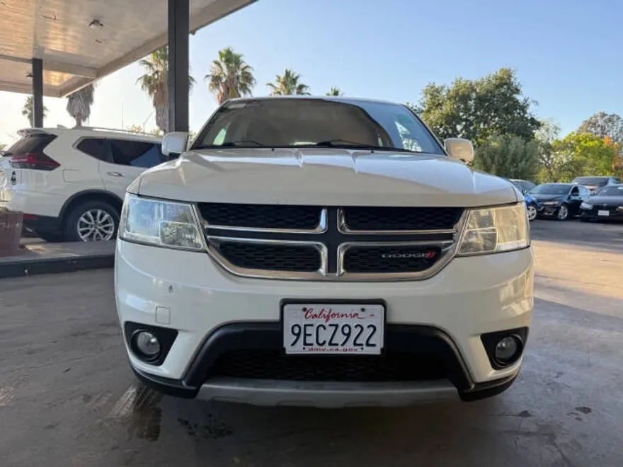 2013 Dodge Journey Crew photo 1