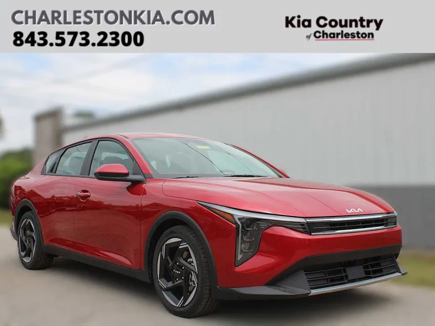 2025 Kia K4 EX photo 1