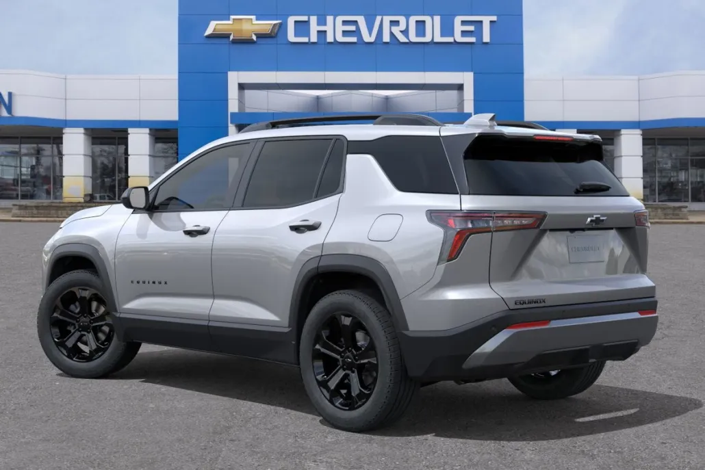 2026 Chevrolet Equinox LT photo 1
