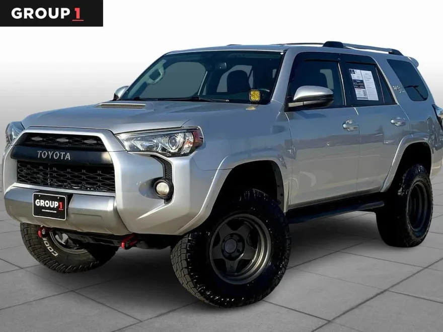 2018 Toyota 4Runner TRD Premium photo 1