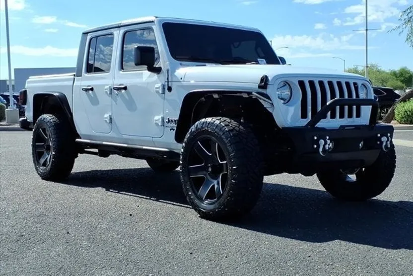 2023 Jeep Gladiator Sport S photo 1