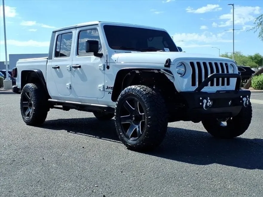 2023 Jeep Gladiator Sport S photo 1