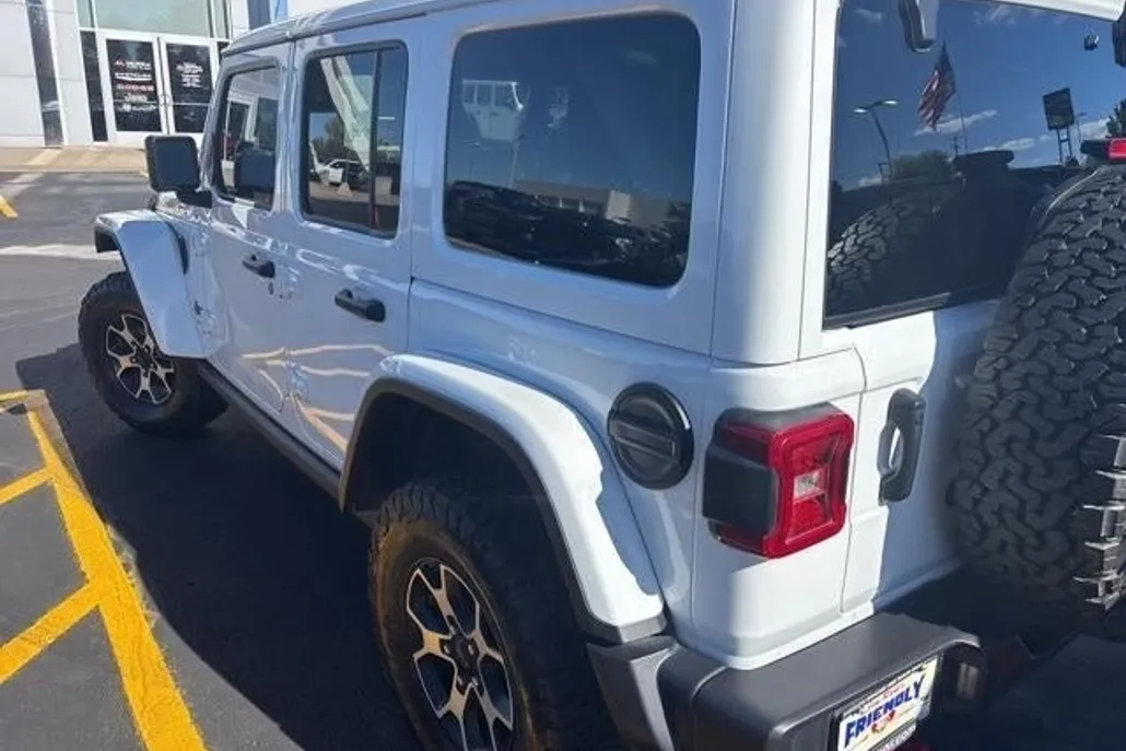 2021 Jeep Wrangler Unlimited Rubicon photo 1