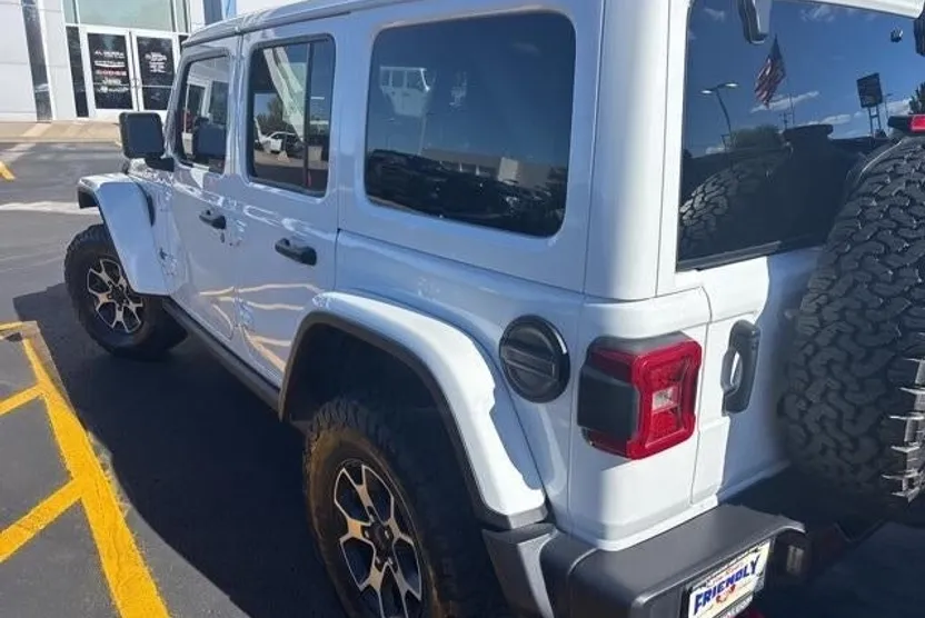 2021 Jeep Wrangler Unlimited Rubicon photo 1