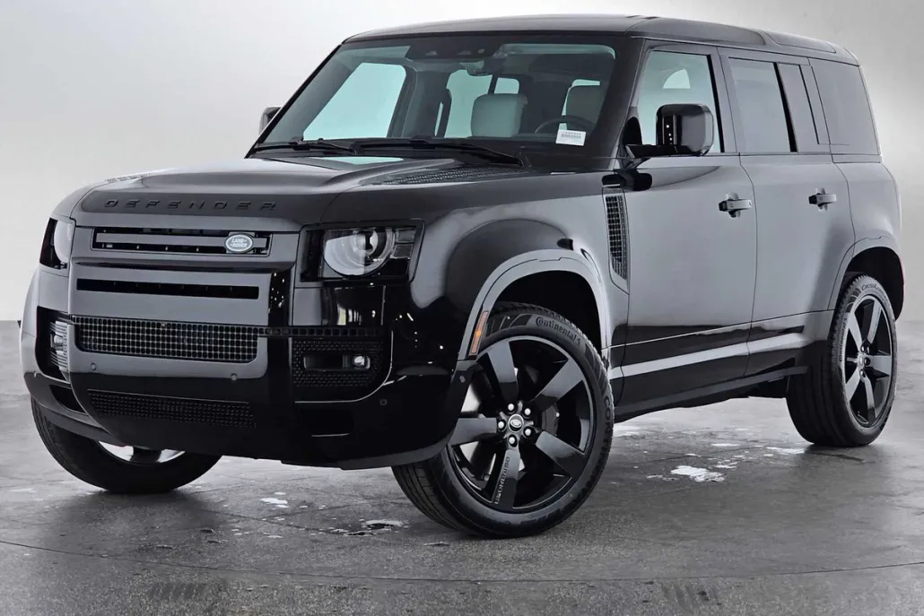 2025 Land Rover Defender 110 X-Dynamic SE photo 1
