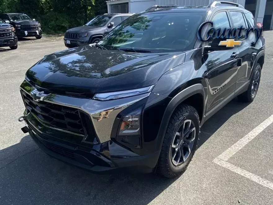 2026 Chevrolet Equinox ACTIV photo 1