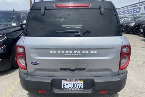 2021 Ford Bronco Sport Outer Banks photo 2