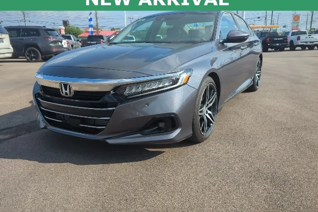 2022 Honda Accord Touring 2.0T photo 1