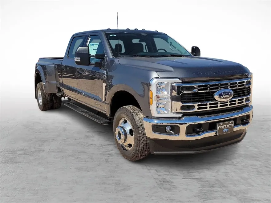 2026 Ford F-350 photo 1
