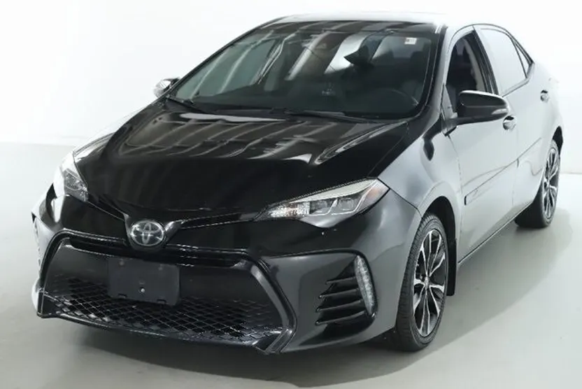 2018 Toyota Corolla XSE photo 1
