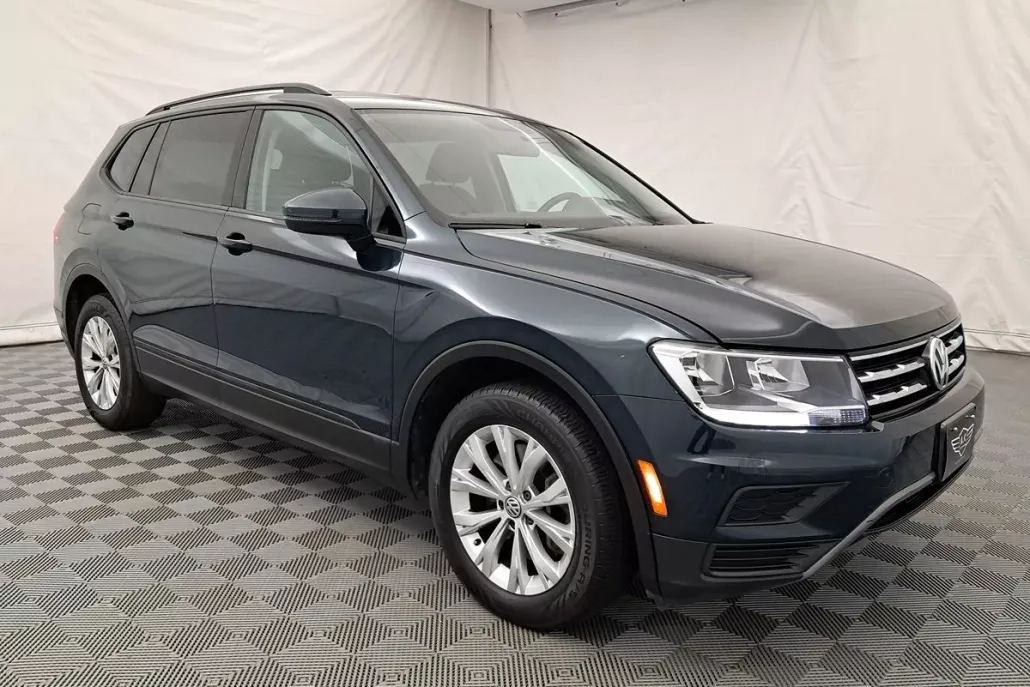 2019 Volkswagen Tiguan S Premium photo 1