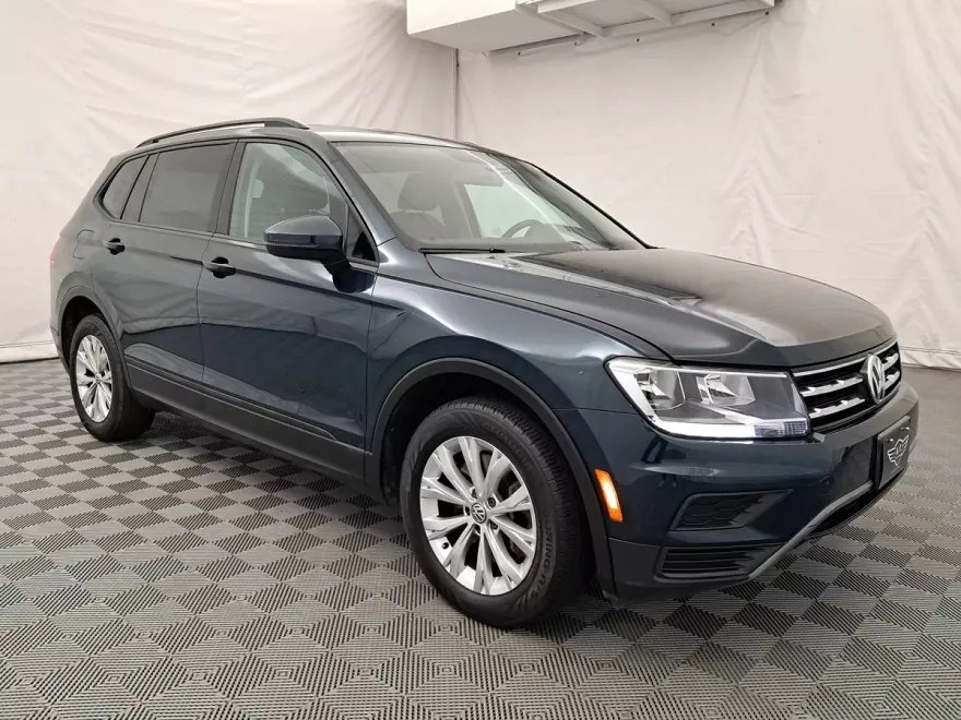 2019 Volkswagen Tiguan S Premium photo 1
