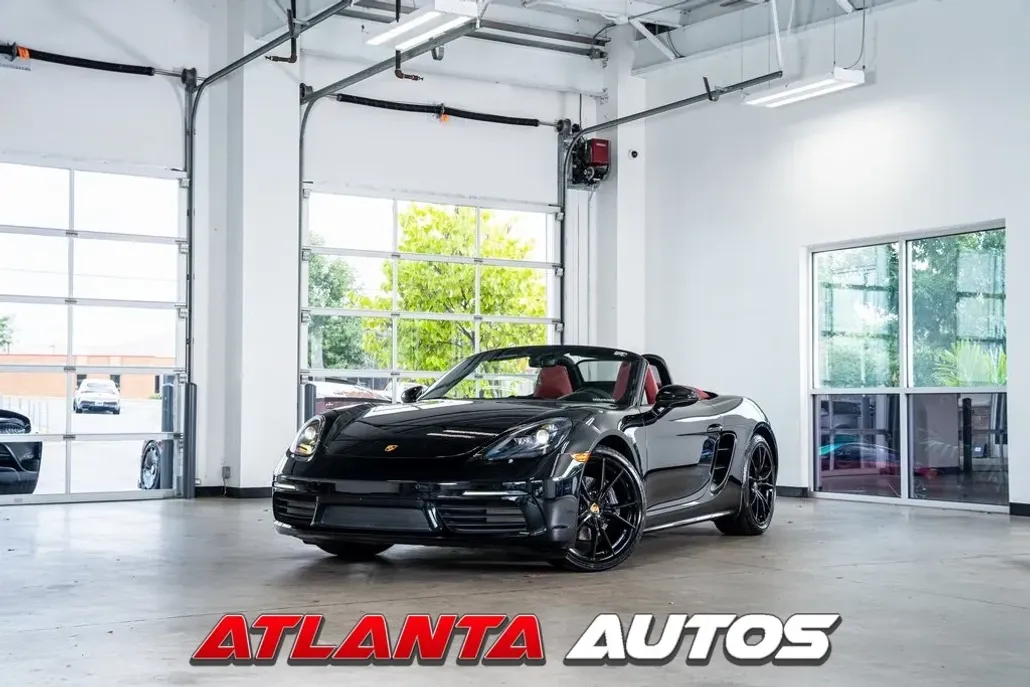 2025 Porsche Boxster photo 1