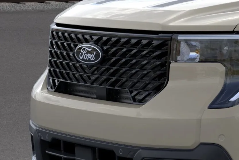 2025 Ford Maverick Lariat photo 1