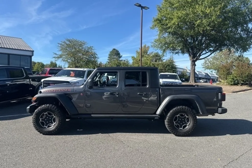 2021 Jeep Gladiator Mojave photo 1