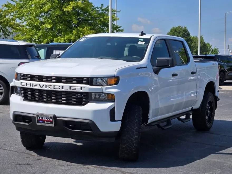2021 Chevrolet Silverado 1500 Custom photo 1