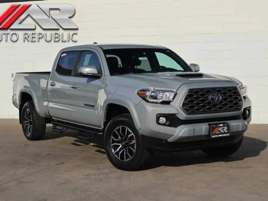 2020 Toyota Tacoma TRD Sport Long Bed photo 1