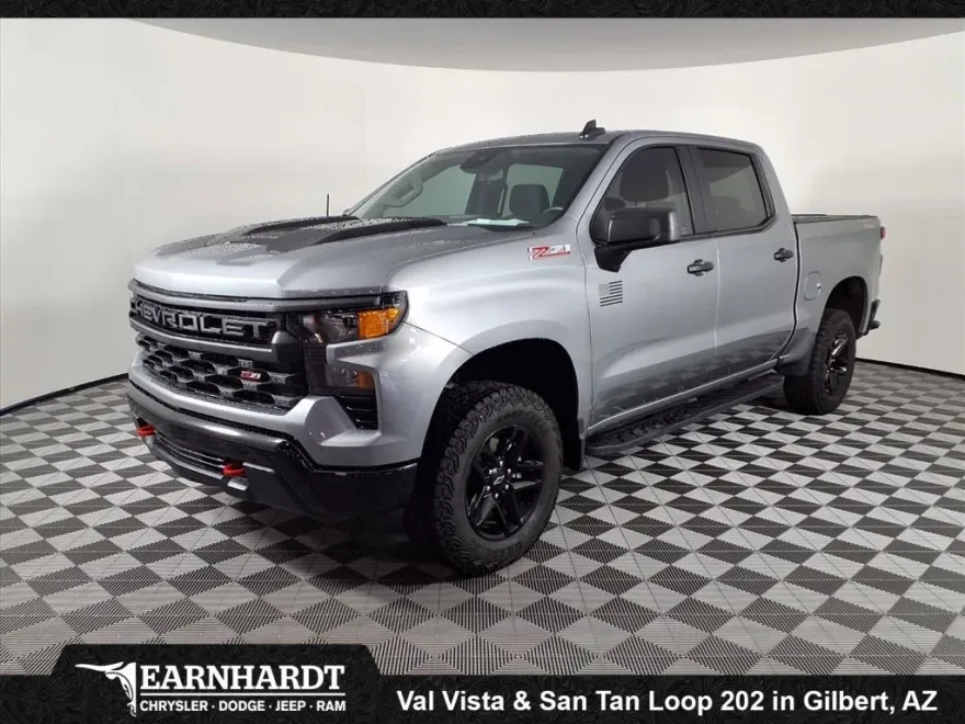 2025 Chevrolet Silverado 1500 Custom Trail Boss photo 1