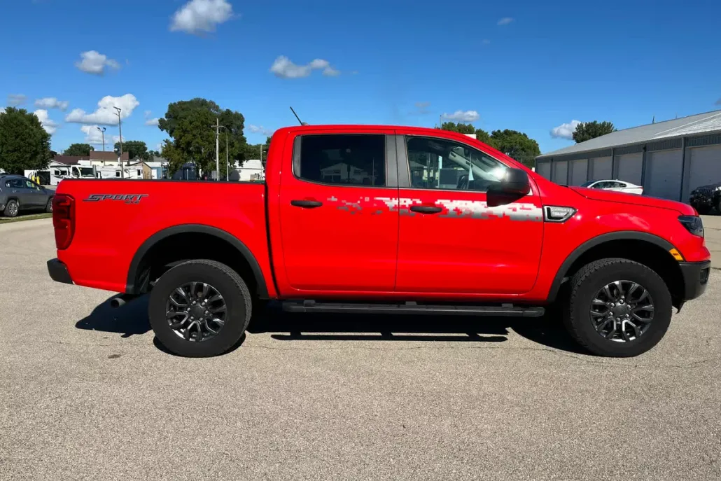 2023 Ford Ranger XLT photo 1