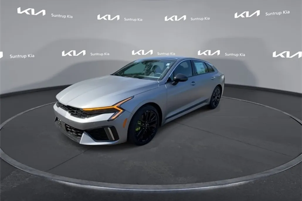 2026 Kia K5 GT photo 1