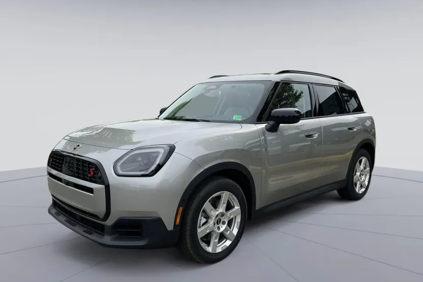 2025 Mini Countryman S ALL4 Iconic photo 1