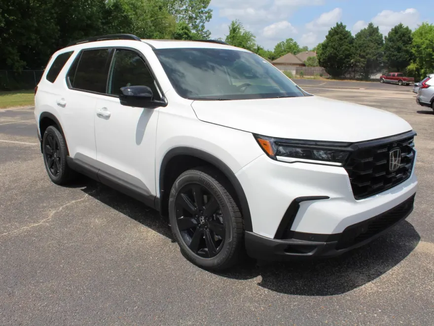 2025 Honda Pilot Black Edition photo 1