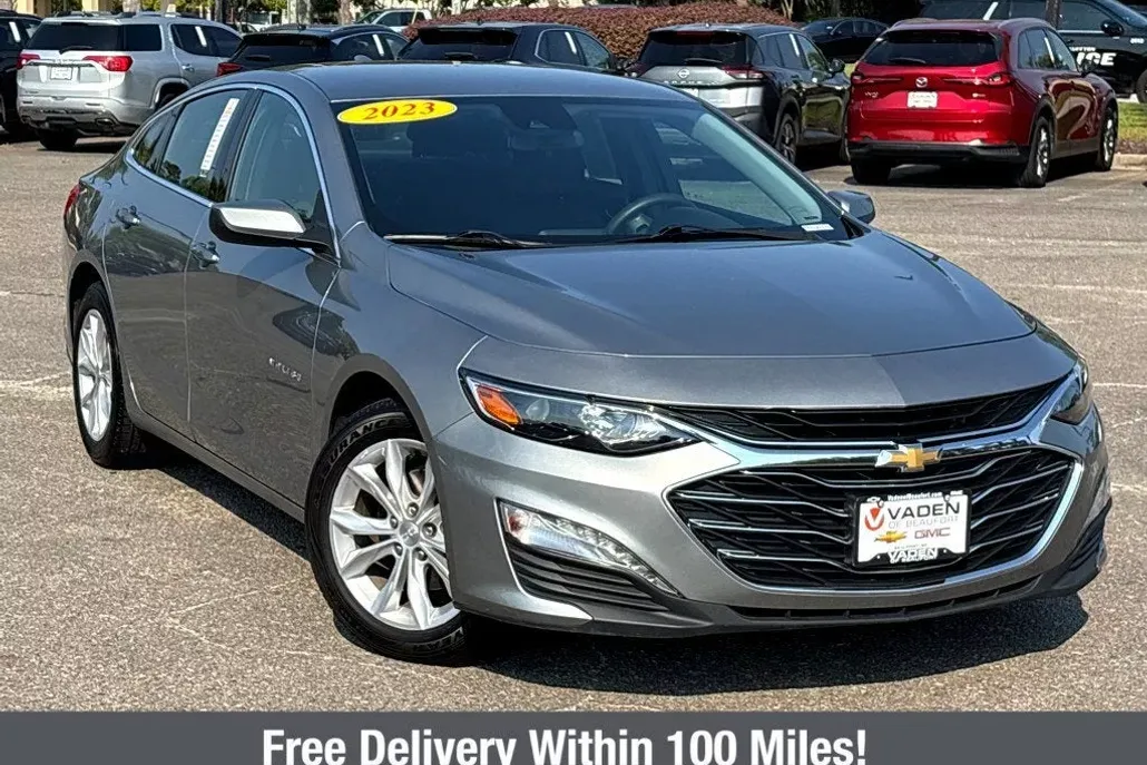2023 Chevrolet Malibu 1LT photo 1