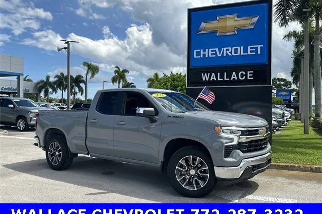 2024 Chevrolet Silverado 1500 LT photo 1