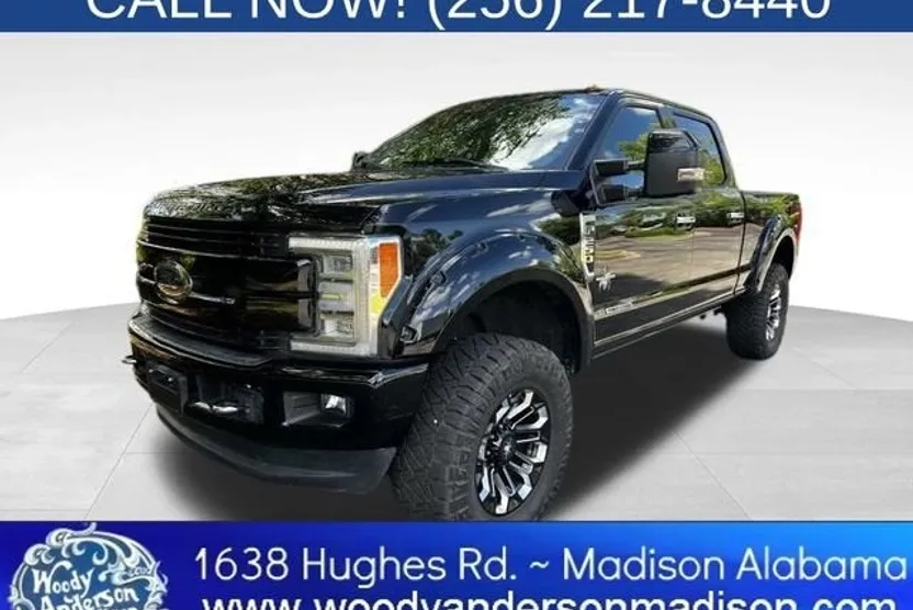 2018 Ford F-250 Lariat photo 1