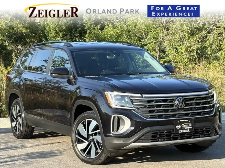 2024 Volkswagen Atlas SE Technology photo 1