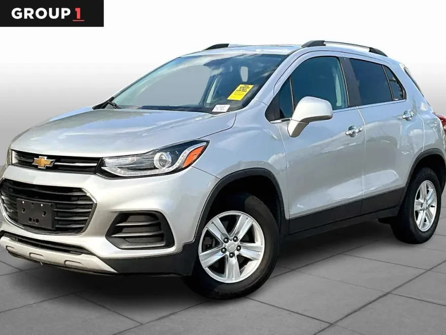 2017 Chevrolet Trax LT photo 1