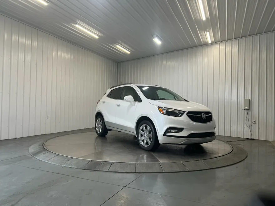 2017 Buick Encore Essence photo 1