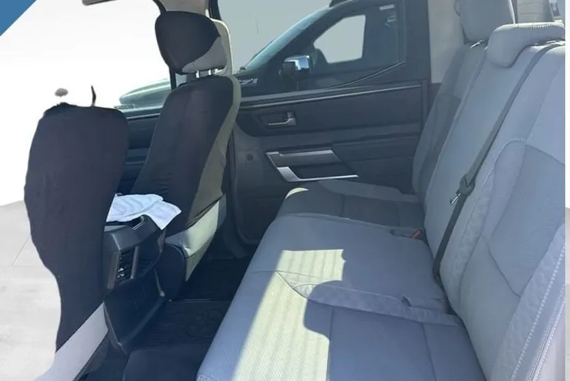 2023 Toyota Tundra SR5 photo 1