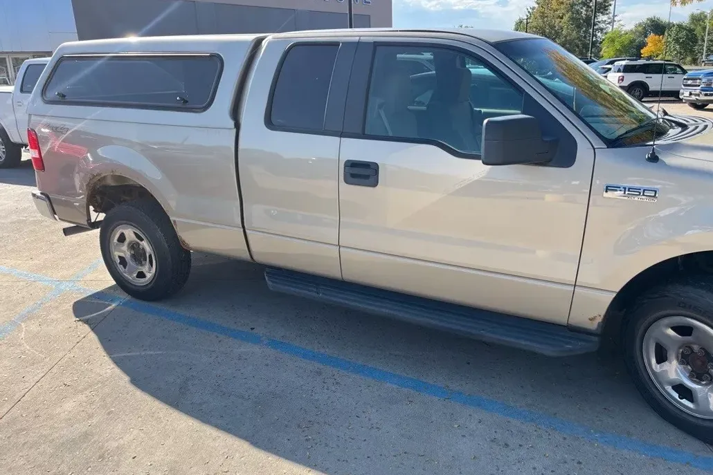 2008 Ford F-150 photo 1