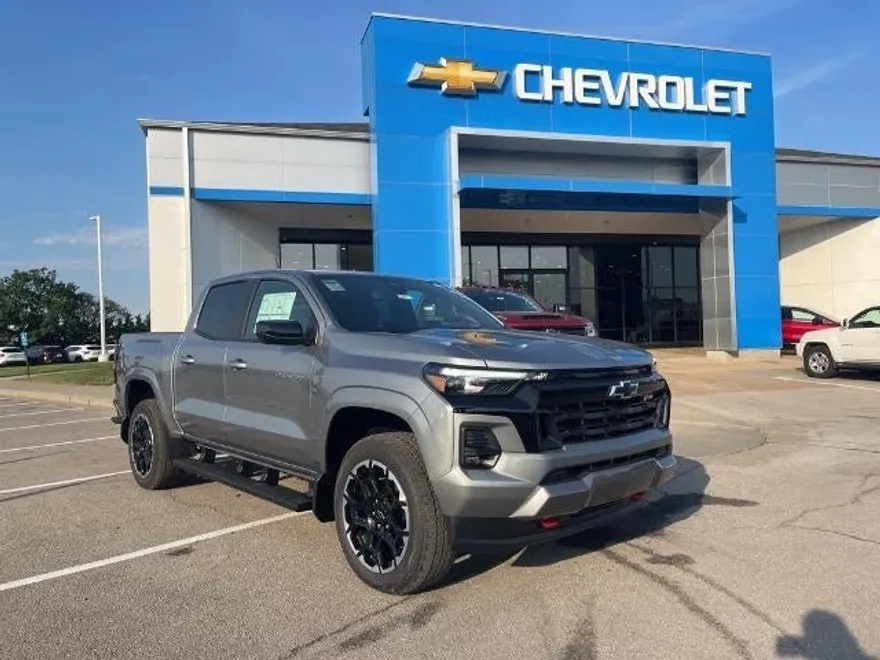 2026 Chevrolet Colorado Z71 photo 1