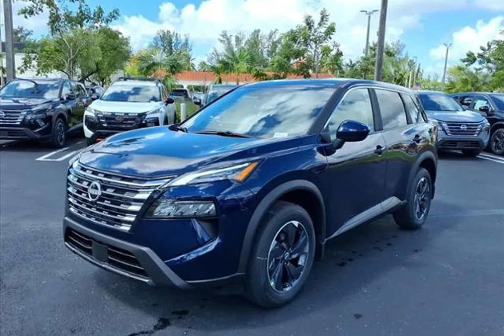 2026 Nissan Rogue SV photo 1