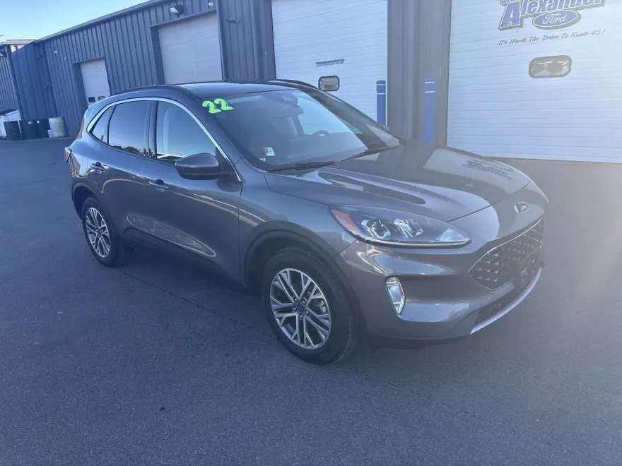 2022 Ford Escape SEL photo 1