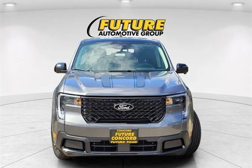 2025 Ford Maverick Lariat photo 1