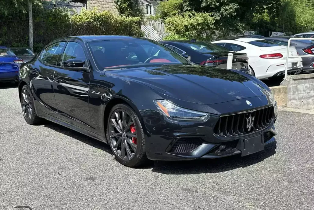 2022 Maserati Ghibli Modena Q4 photo 1