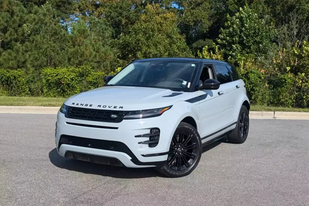 2024 Land Rover Range Rover Evoque Dynamic SE photo 1